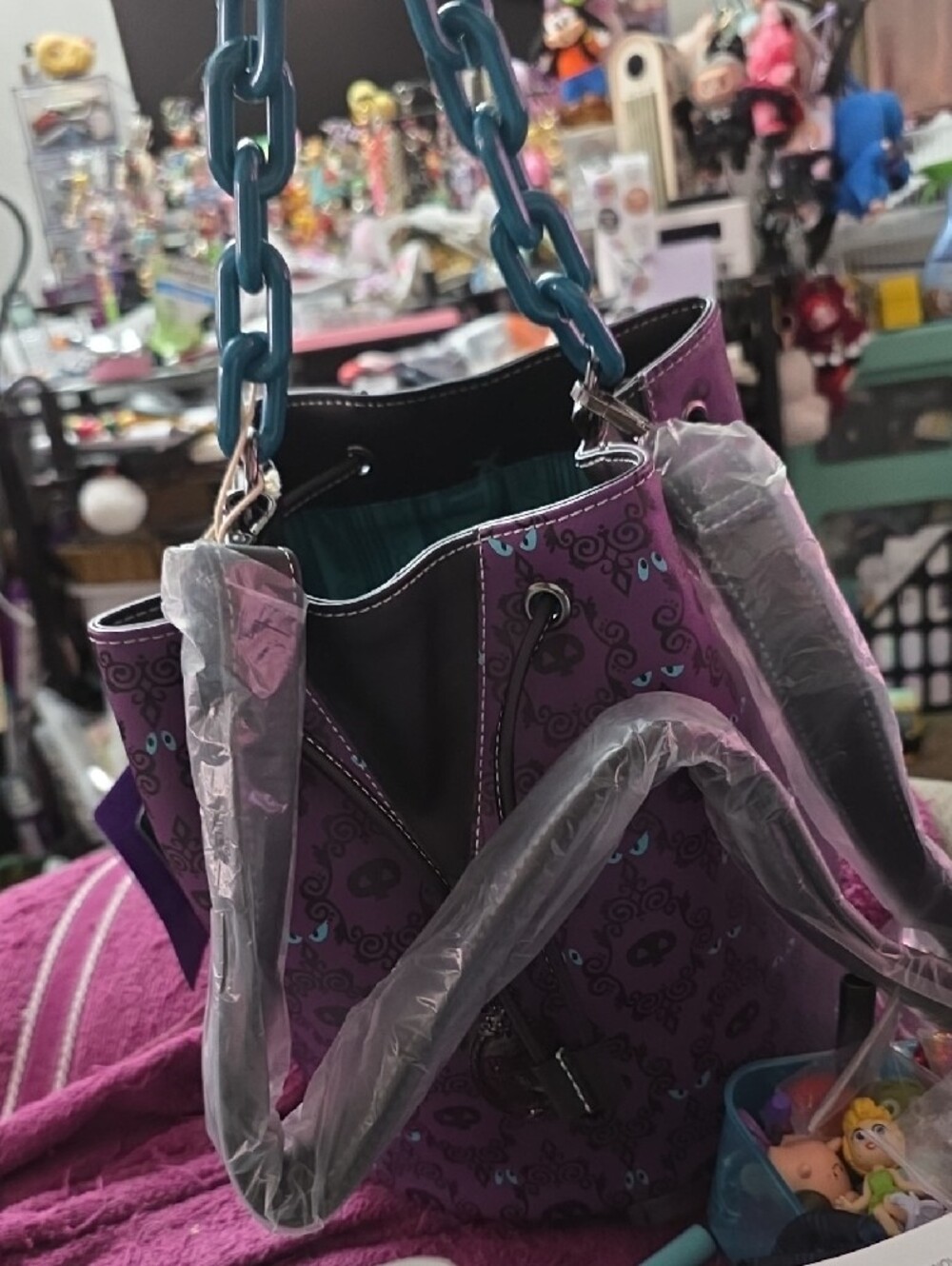 NEW W/tags! Exclusive Disney Parks Loungefly Haunted Mansion Wallpapper Backpack - Picture 5 of 6